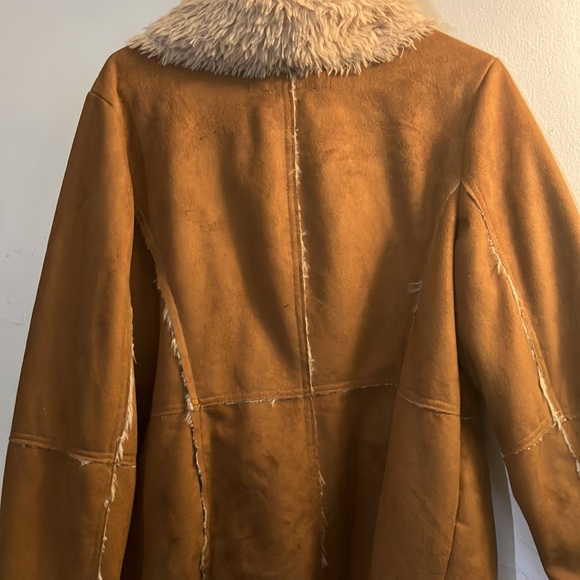Shearling style Jacket - Picture 5 of 7